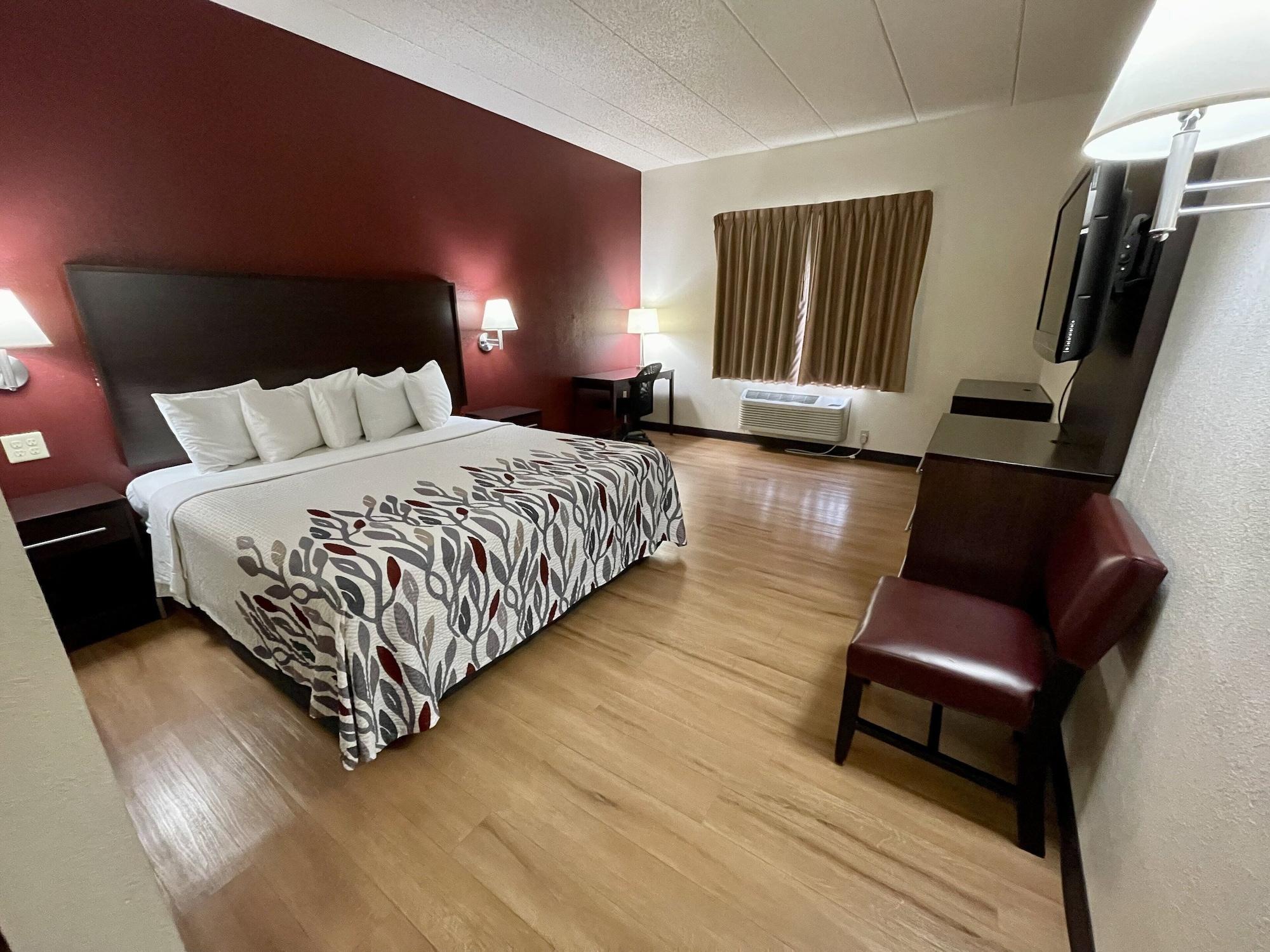 Red Roof Inn Sandusky - Milan Екстер'єр фото