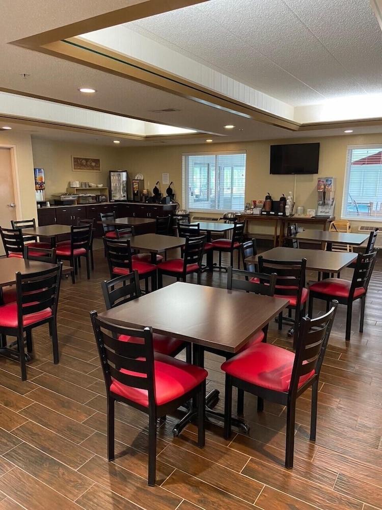 Red Roof Inn Sandusky - Milan Екстер'єр фото